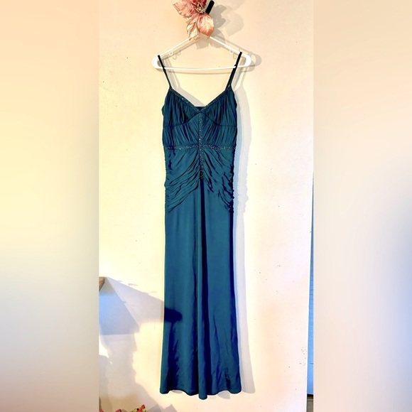 Laundry By Shelli Segal Dresses & Skirts - Prom dress EUC Laundry by Shelli Siegel  Teal colored long dress Size 2. Lined.